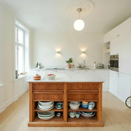Renovated Flat In A Classic Building Grunerlokka Lägenhet *