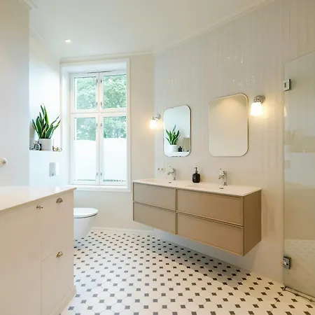 Renovated Flat In A Classic Building Grunerlokka Lägenhet *